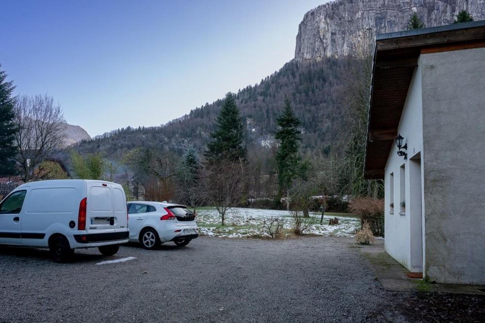 La Maison Des Jolicoeurs Saint-Christophe-sur-Guiers المظهر الخارجي الصورة